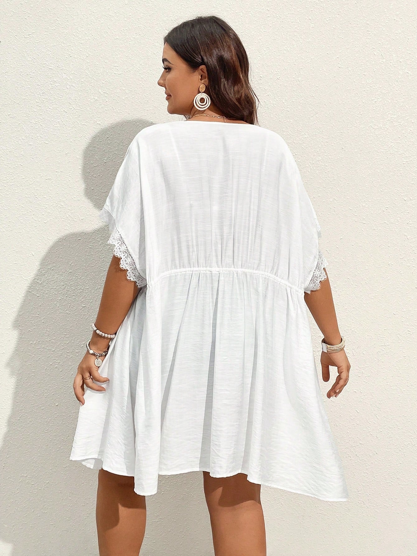 Saída de praia feminina e estilosa Bellabel