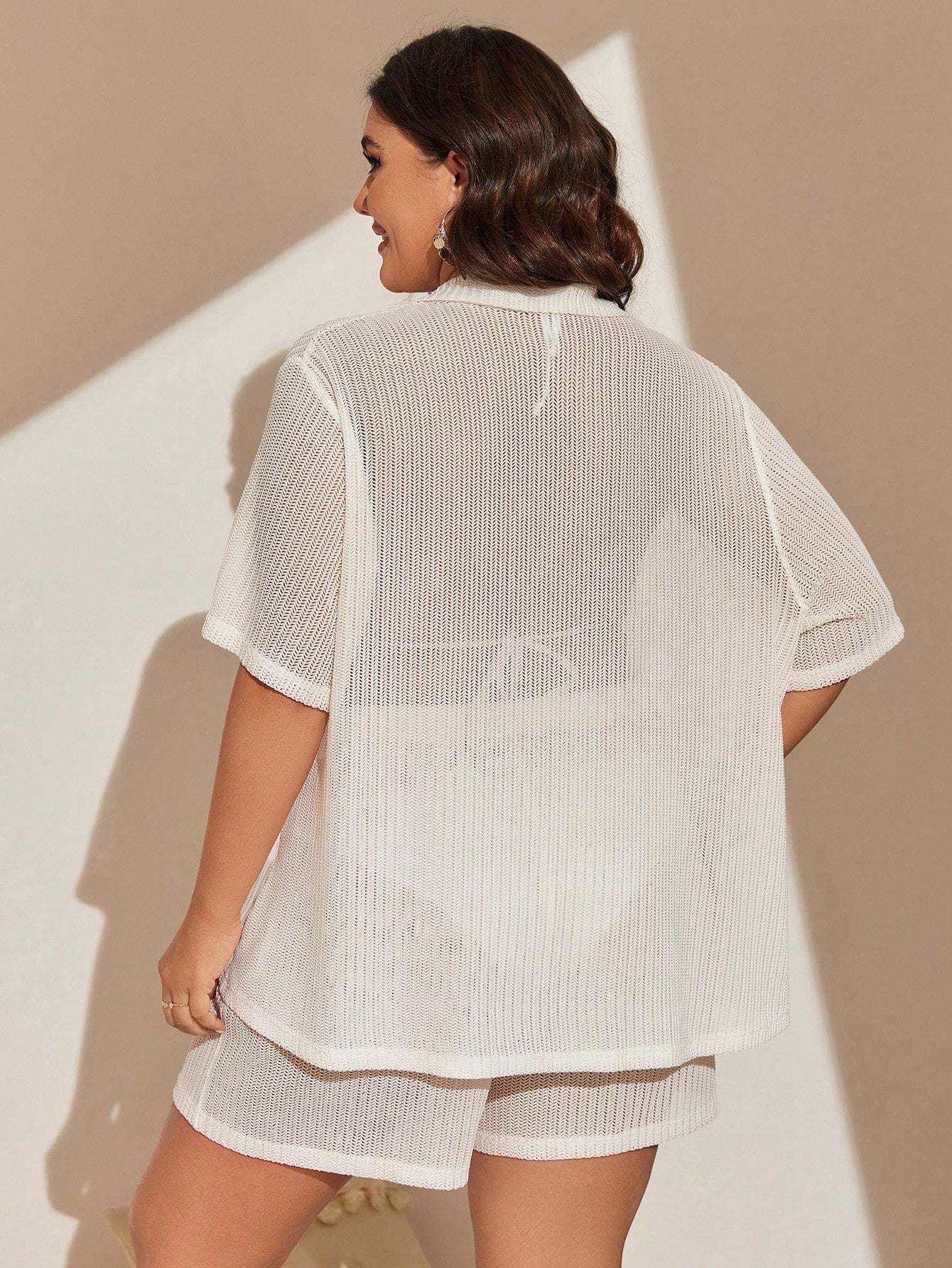 Conjunto de 2 Peças Feminino de Praia com Modelagem Solta e Shorts de Cobertura - Dália